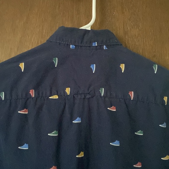 Navy Sneakers Men’s Small Denim & Flower Button Up - Picture 4 of 4